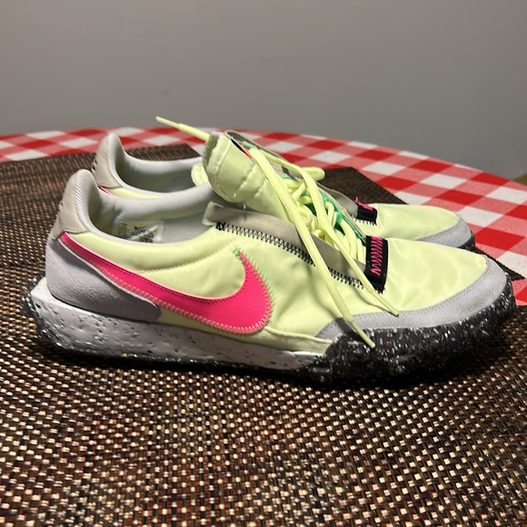 Nike sneakers - Picture 3 of 7